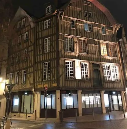 Apartment Superbe T2 De Caractere Au Centre Classe 3 Etoiles Troyes