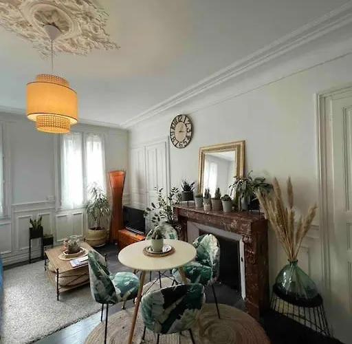 Διαμέρισμα Superbe T2 De Caractere Au Centre Classe 3 Etoiles Τρουά