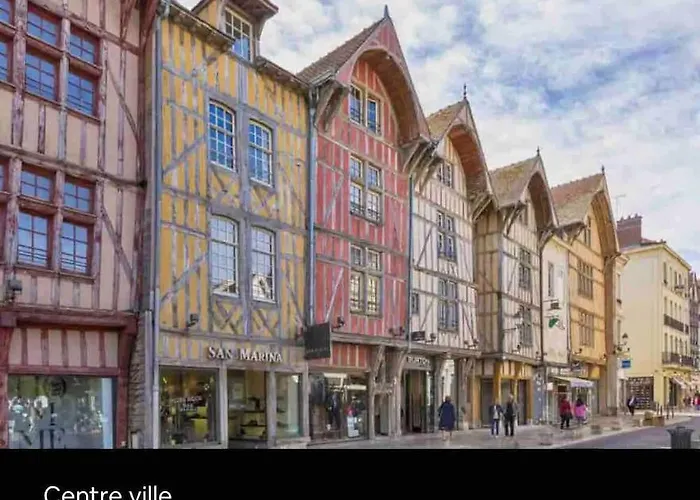 Superbe T2 De Caractere Au Centre Classe 3 Etoiles * Τρουά