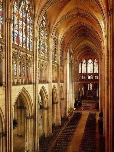 Superbe T2 De Caractere Au Centre Classe 3 Etoiles * Τρουά