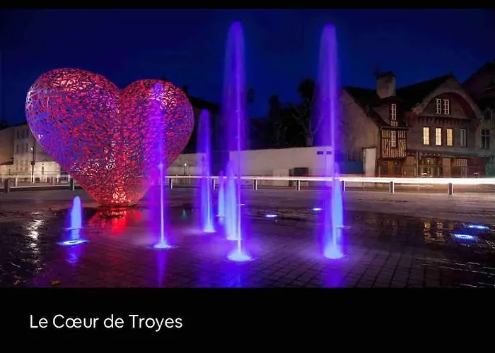 Superbe T2 De Caractere Au Centre Classe 3 Etoiles Διαμέρισμα *